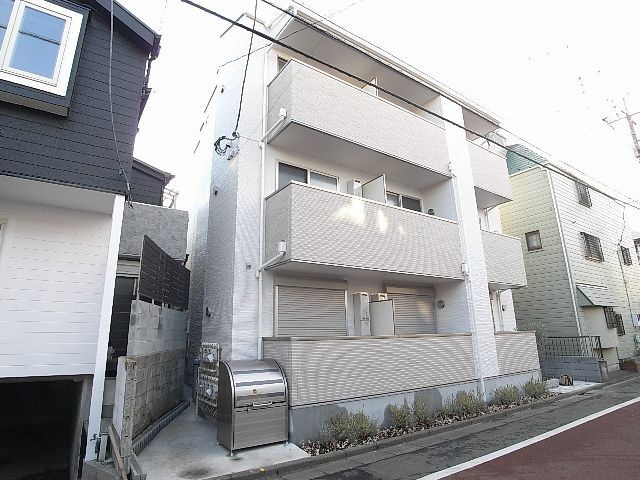 グレージュ梅丘の外観