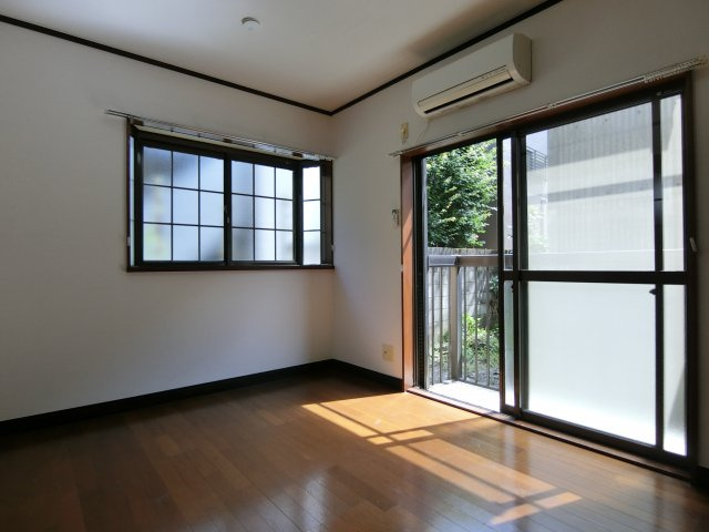 【居間・リビング】 | 同物件内参考画像