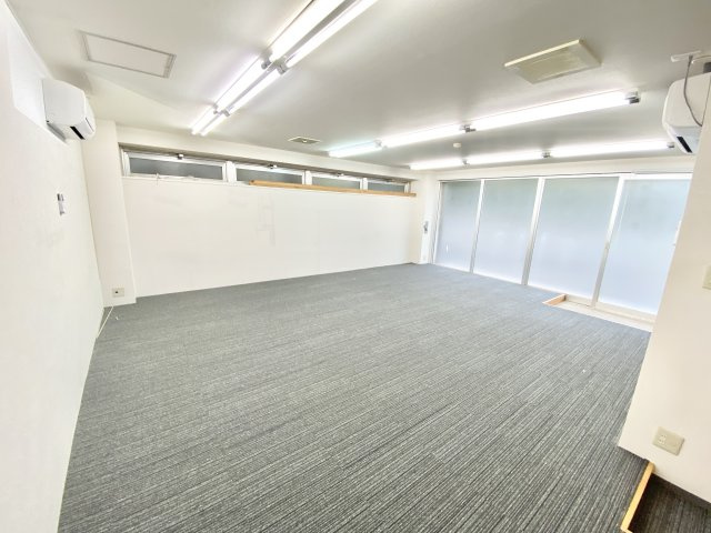 フジコービルⅡの内装|明るい色調の室内です