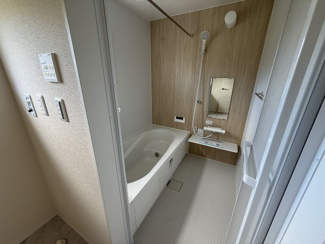 志摩新町　新築戸建の浴室