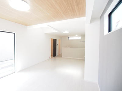 【居間・リビング】 | Erde　宮代３期　３号棟 | ★内覧予約で新米4kg★