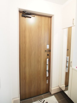 【玄関】 | Erde　宮代３期　３号棟 | ★内覧予約で新米4kg★