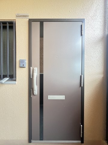 ダイアパレス大和八木3階の玄関