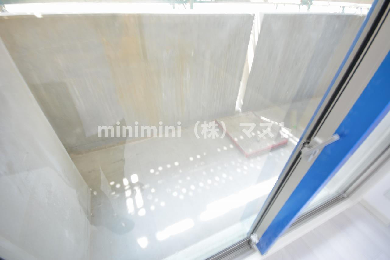 大阪市浪速区大国１丁目の賃貸マンションのバルコニー