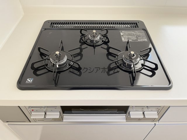 所沢市若狭4丁目・全3棟　新築一戸建　A号棟　～IDS工法～の設備|3口ガスコンロ