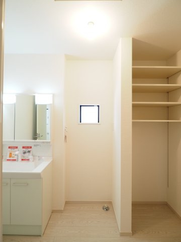 【ランドリースペース】 | Erde　宮代３期　５号棟 | ★内覧予約で新米4kg★