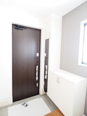 【玄関】 | Erde　宮代３期　６号棟 | ★内覧予約で新米4kg★