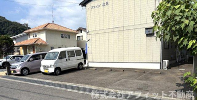 【駐車場】 | ファイン横尾