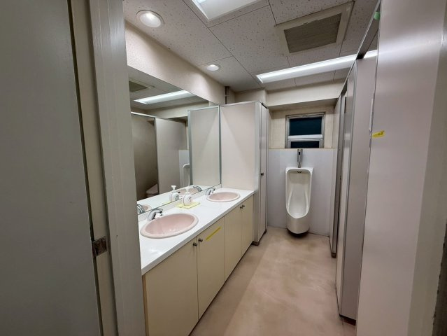 見真ビル　2Fのトイレ|※イメージ（他フロアの写真となります。）