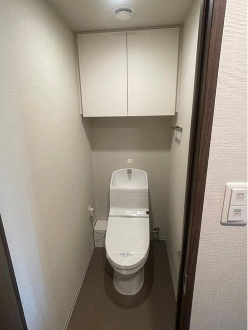 エスリ－ド太秦レジデンスのトイレ