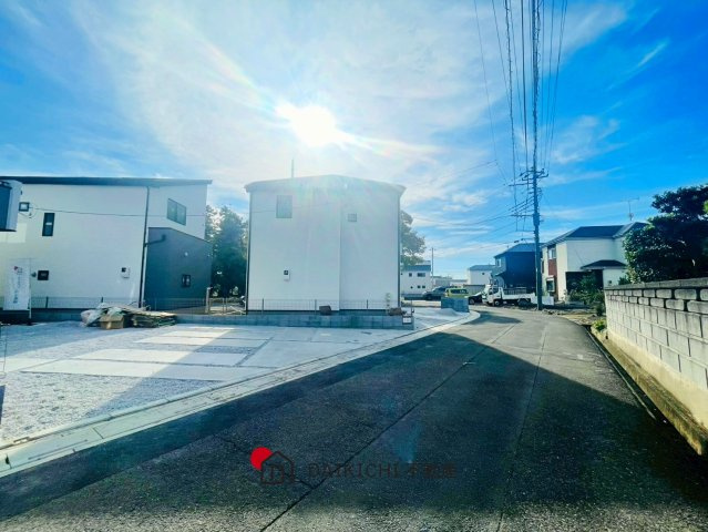 【前面道路含む現地写真】 | GRAFARE 川島町中山11期　新築戸建　全6棟　3号棟