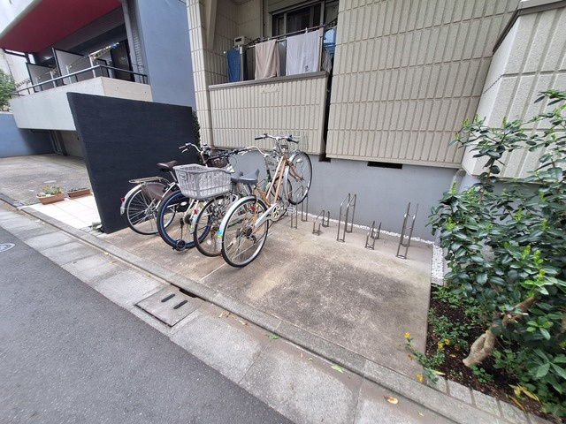 ＡＲＲＯＷ　ＦＩＥＬＤのその他共用部分|★駐輪場★