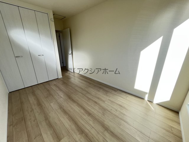 所沢市若狭4丁目・全3棟　新築一戸建　B号棟　～IDS工法～の洋室|洋室6帖