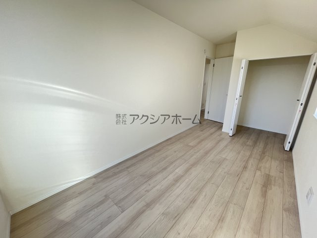 所沢市若狭4丁目・全3棟　新築一戸建　B号棟　～IDS工法～の寝室|洋室6.1帖