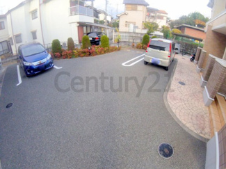 【駐車場】