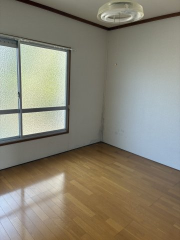 コーポ田園の洋室