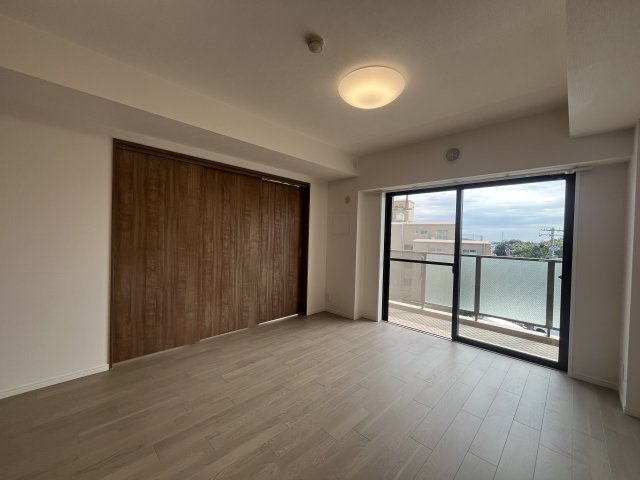 ガーデンハイツ藤が丘の洋室