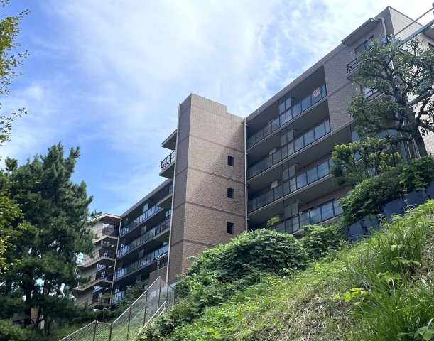 ガーデンハイツ藤が丘の外観|高台の為、眺望、通風良好です。