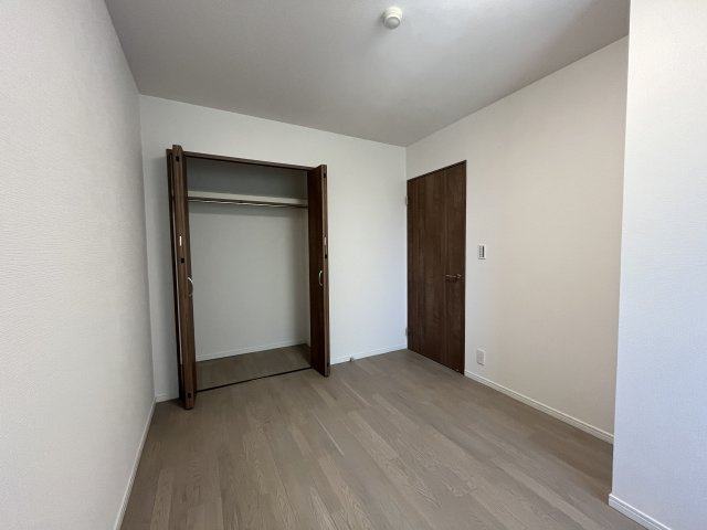 ガーデンハイツ藤が丘の洋室