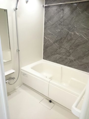 ソラーレ吉井Ⅱの浴室|追い焚き・浴室乾燥機付きのお風呂です♪