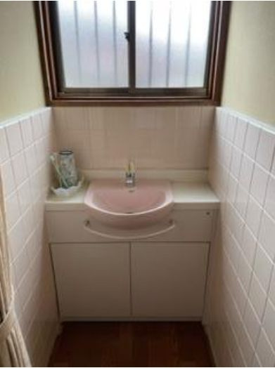 堺市中区土師町2丁　戸建ての独立洗面台