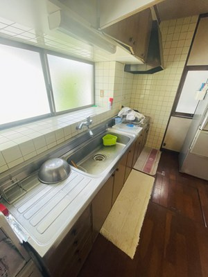 広川町一條貸家のキッチン|お料理しやすいキッチンです