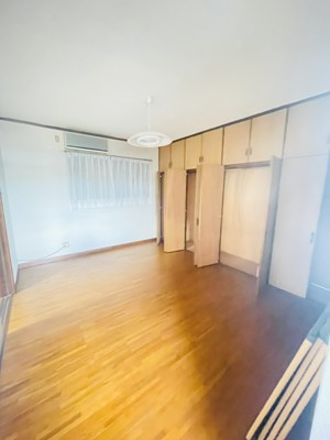 広川町一條貸家の洋室|ゆったりした洋室です