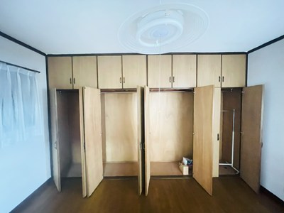 広川町一條貸家の収納|たっぷりとした収納スペースです