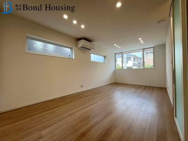 駐車並列2台　耐震等級3　西区学園東町７丁目 2号棟　新築戸建のその他