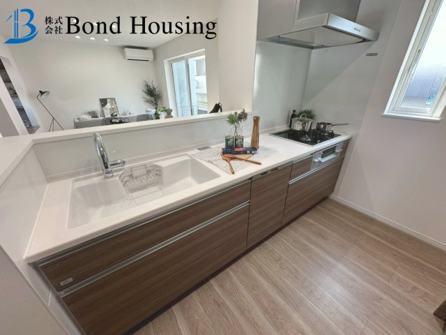 「太陽光パネル搭載」「断熱等級6」青山台 限定1棟のキッチン