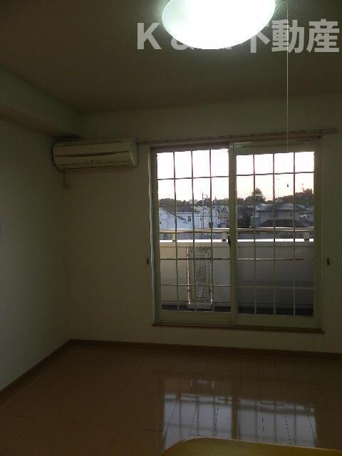 ロックガーデン森Ｂの居間・リビング|おしゃれな居間です