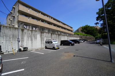 【駐車場】 | スプリングフォレスト B