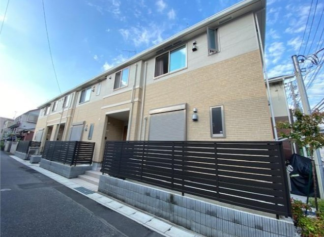 アリエス市川のエントランス