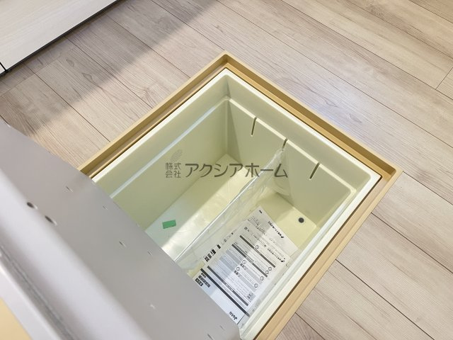 所沢市若狭4丁目・全3棟　新築一戸建　C号棟　～IDS工法～の収納|キッチン床下収納