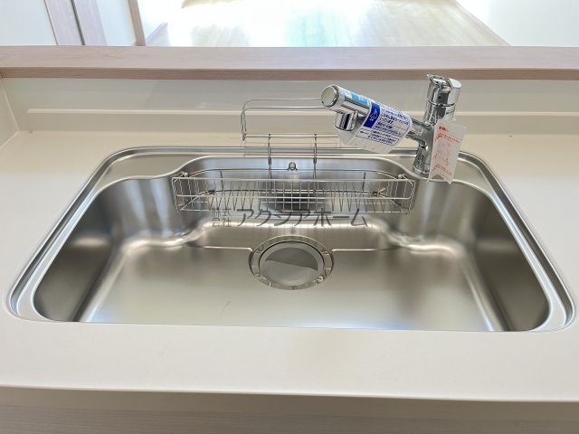 所沢市若狭4丁目・全3棟　新築一戸建　C号棟　～IDS工法～の設備|浄水器一体型水栓付シンク