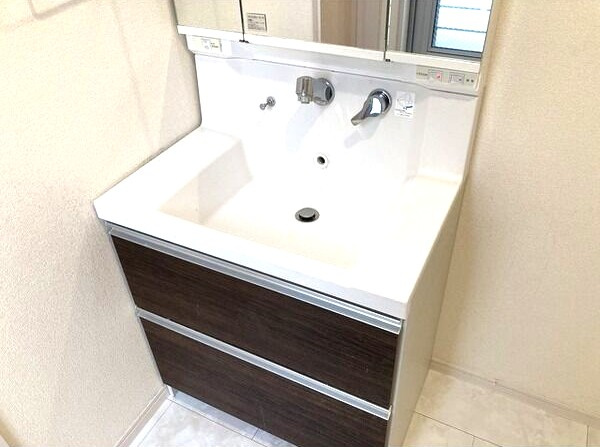 宿跡町戸建Ｗｅｓｔの洗面所