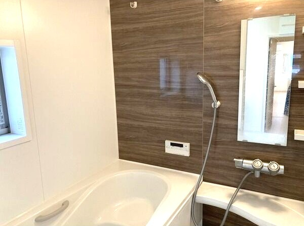 宿跡町戸建Ｗｅｓｔの浴室