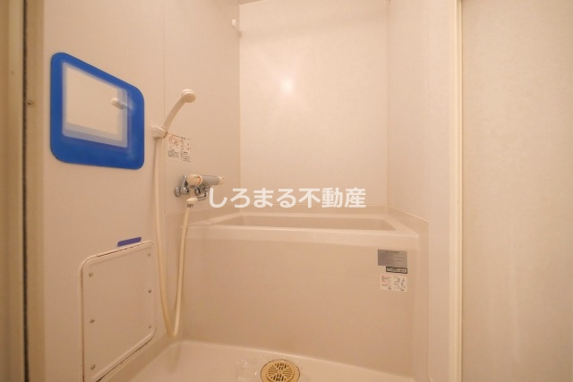 ディナスティ玉造の浴室