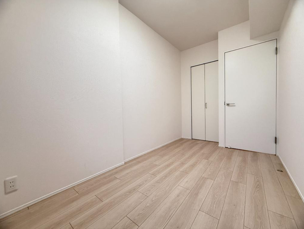 ワコーレ横浜根岸【仲介手数料無料】の洋室