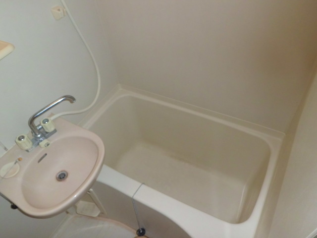 エステムコート東灘の浴室