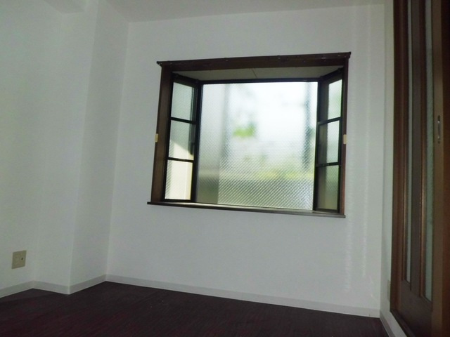 エステムコート東灘の居間・リビング