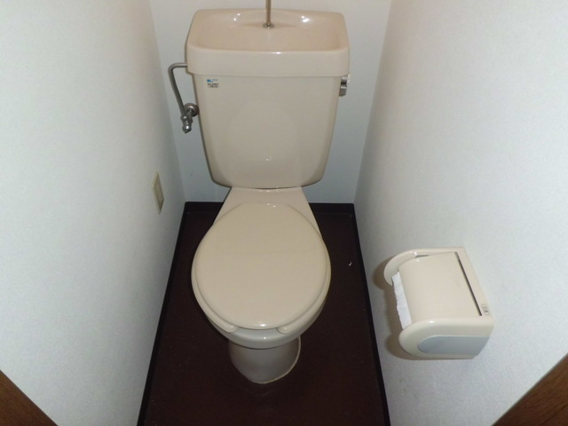 エステムコート東灘のトイレ