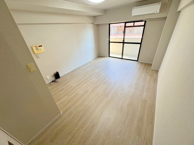 サニーセレクトコーポの居間・リビング