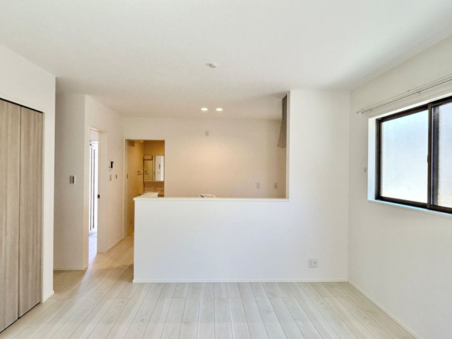 【居間・リビング】 | 【商談中】高知市桟橋通３丁目