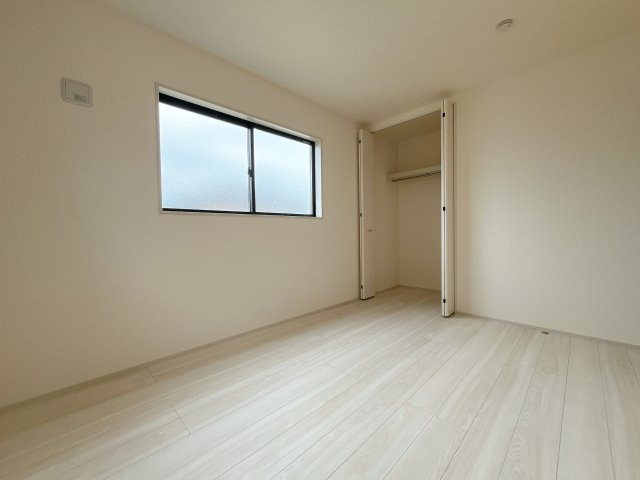 行田市城西１丁目　新築戸建　全9棟の洋室