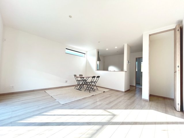 ハートフルタウン　一宮市浅井町4期　全1区画分譲の前面道路含む現地写真|「現地（2025年10月30日）撮影」　
■全体写真　
■ヤマダ不動産　株式会社リライフ　