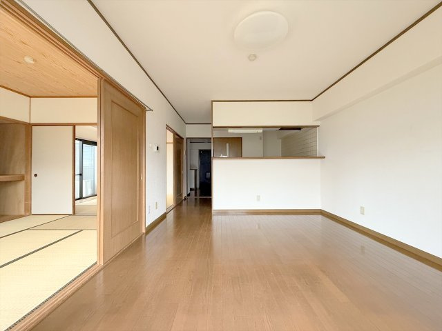 【居間・リビング】 | エーデル川内
