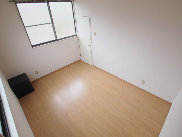 平谷戸建て（池田貸家）の洋室