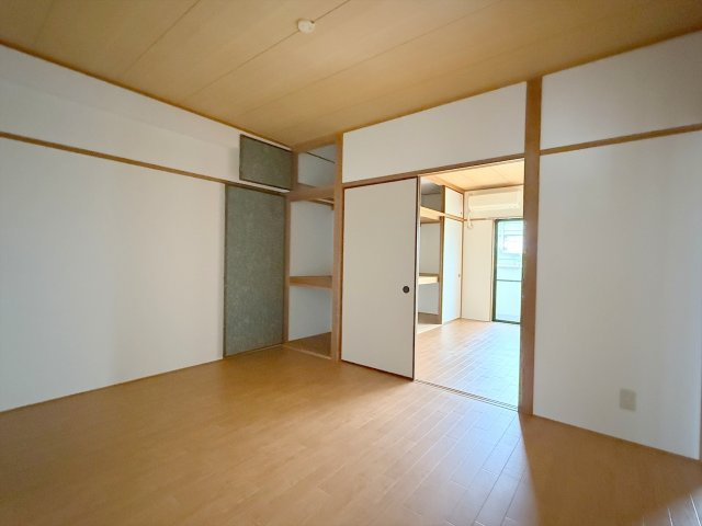 【洋室】 | エーデル川内