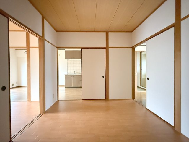 【洋室】 | エーデル川内